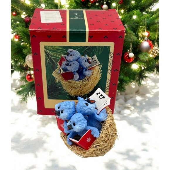 Vtg Hallmark Treetop Trio Christmas Ornament Blue Birds Singing In Nest Clip On - Picture 1 of 11